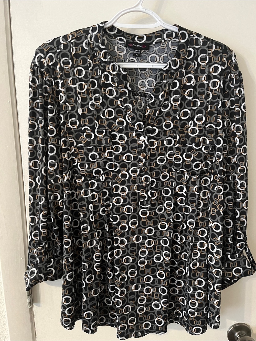 Cocomo Black White and Brown Chain-Link Print Blouse